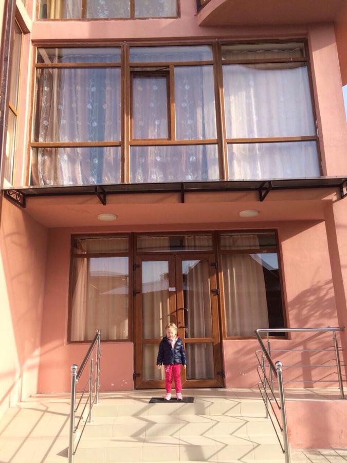 Citrus Hotel Gagra Buitenkant foto