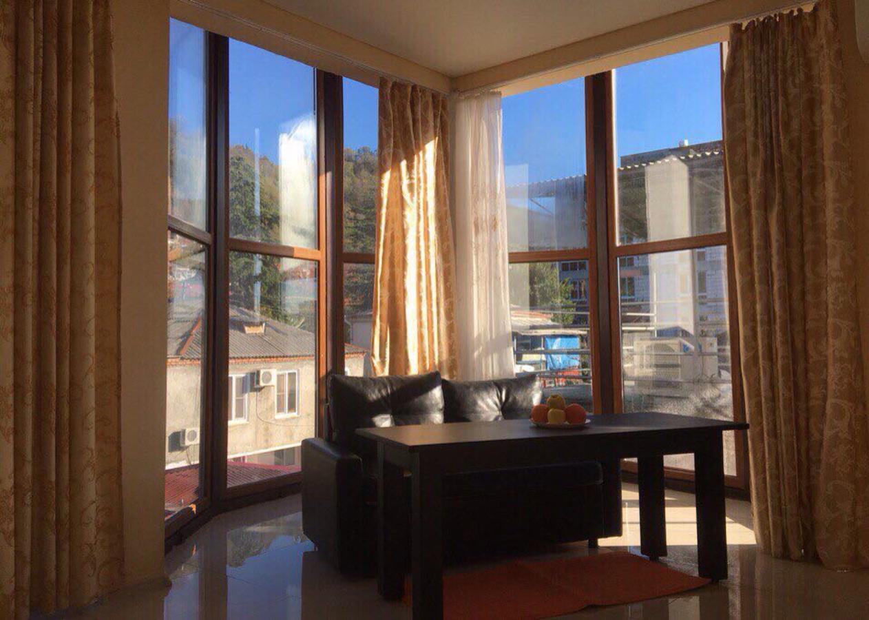 Citrus Hotel Gagra Buitenkant foto